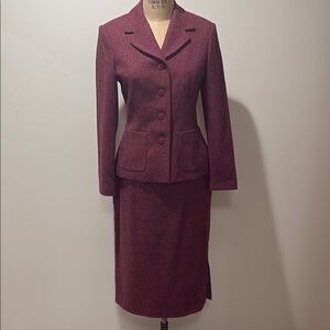 Elegant Burgundy Women's Suit Set Vintage